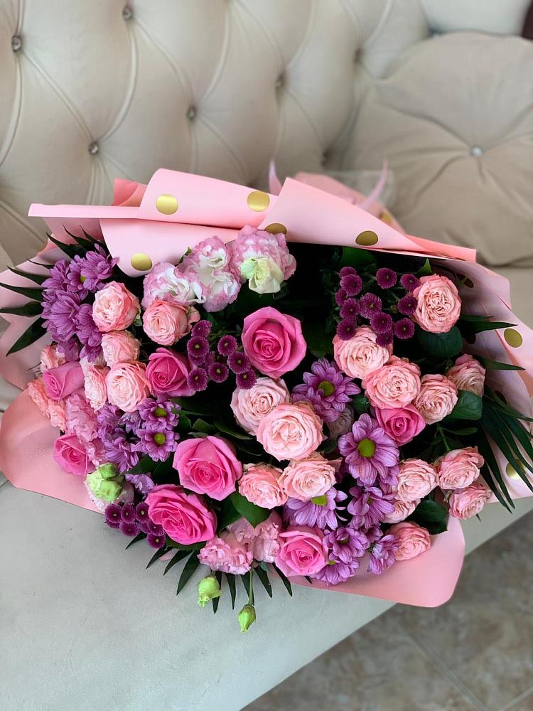 Букет цветов из: Хризантемы, Розы и Лизиантусы в Беловское