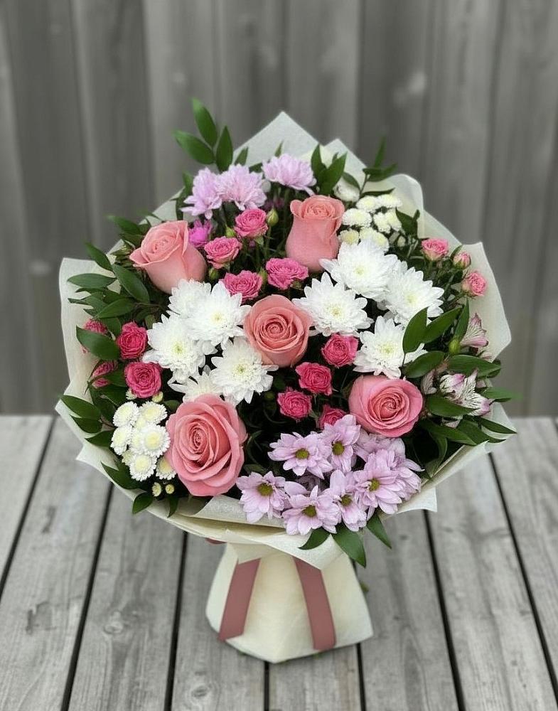 Букет цветов из: Альстромерии, Гвоздики, Розы и Хризантемы в Беловское