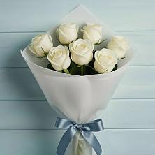 Букет 7 Белых роз Эдлесс Лав в Беловское