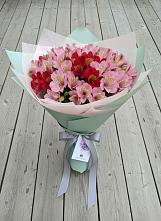 Букет цветов из:  Альстромерии в Беловское