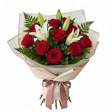 Букет цветов из:  Лилии и Розы #REPLACE_PRED# Беловское