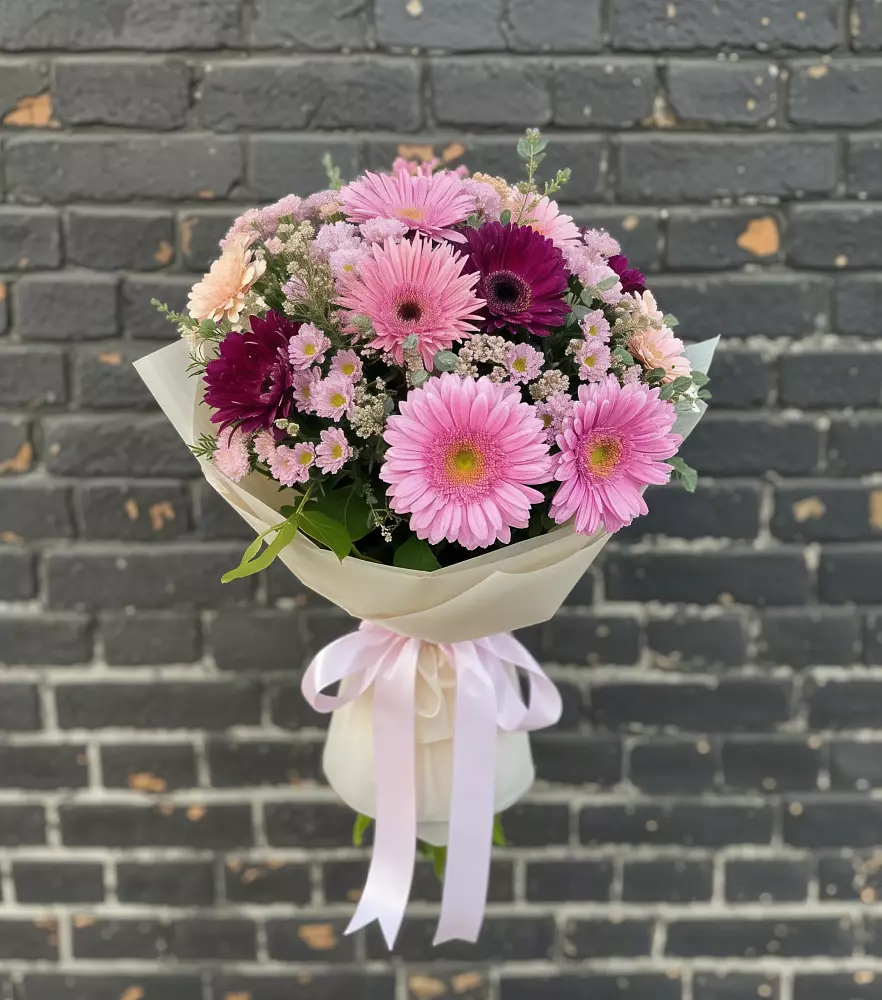 Букет цветов из: Герберы и Хризантемы в Беловское