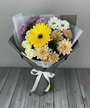 Букет цветов из:  Розы, Герберы и Хризантемы в Беловское