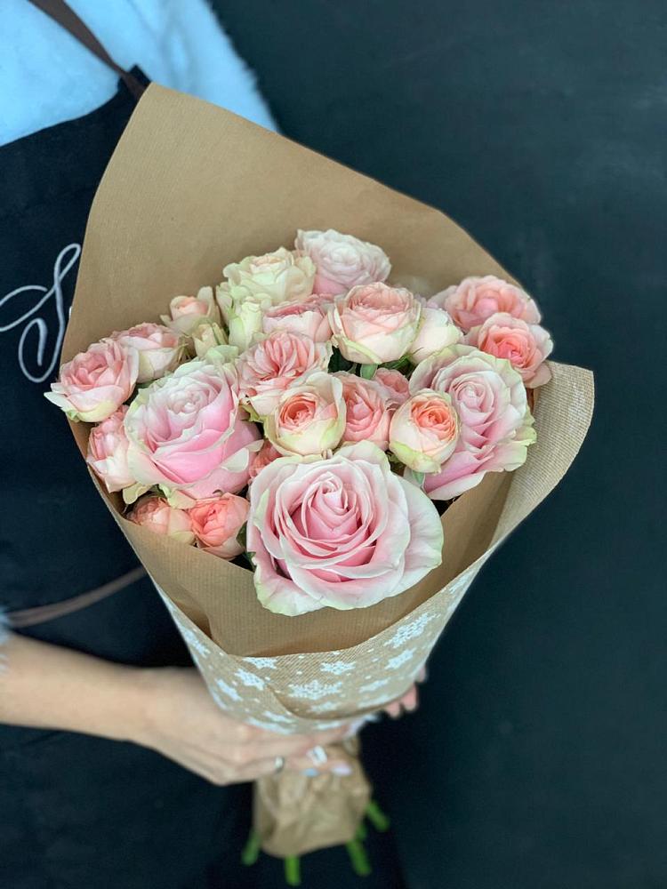 Букет цветов из: Хризантемы и Розы в Беловское