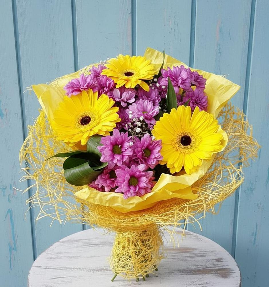 Букет цветов из: Хризантемы и Герберы в Беловское