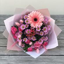Букет цветов из:  Розы, Герберы и Хризантемы в Беловское