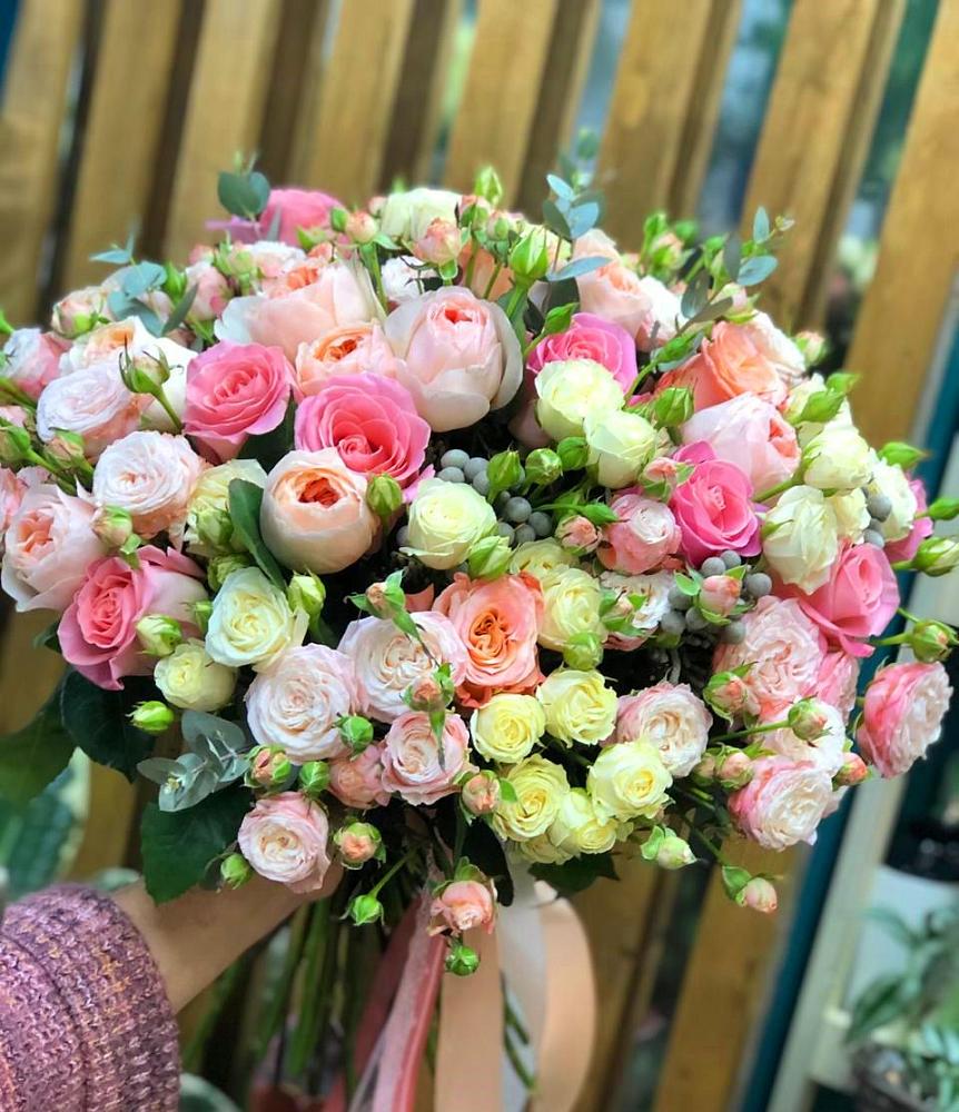 Букет цветов из: Розы в Беловское