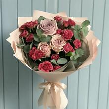 Букет цветов из:  Гвоздики и Розы в Беловское